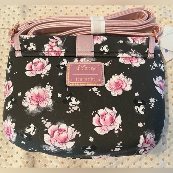 Disney LOUNGEFLY Minnie Mouse Pink Floral Saddle Bag Crossbody Purse Wallet Set - Picture 3 of 10